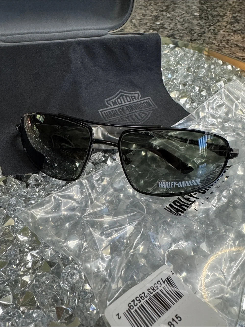Harley-Davidson Black Metal Aviator Sunglasses with Dark Lenses NEW